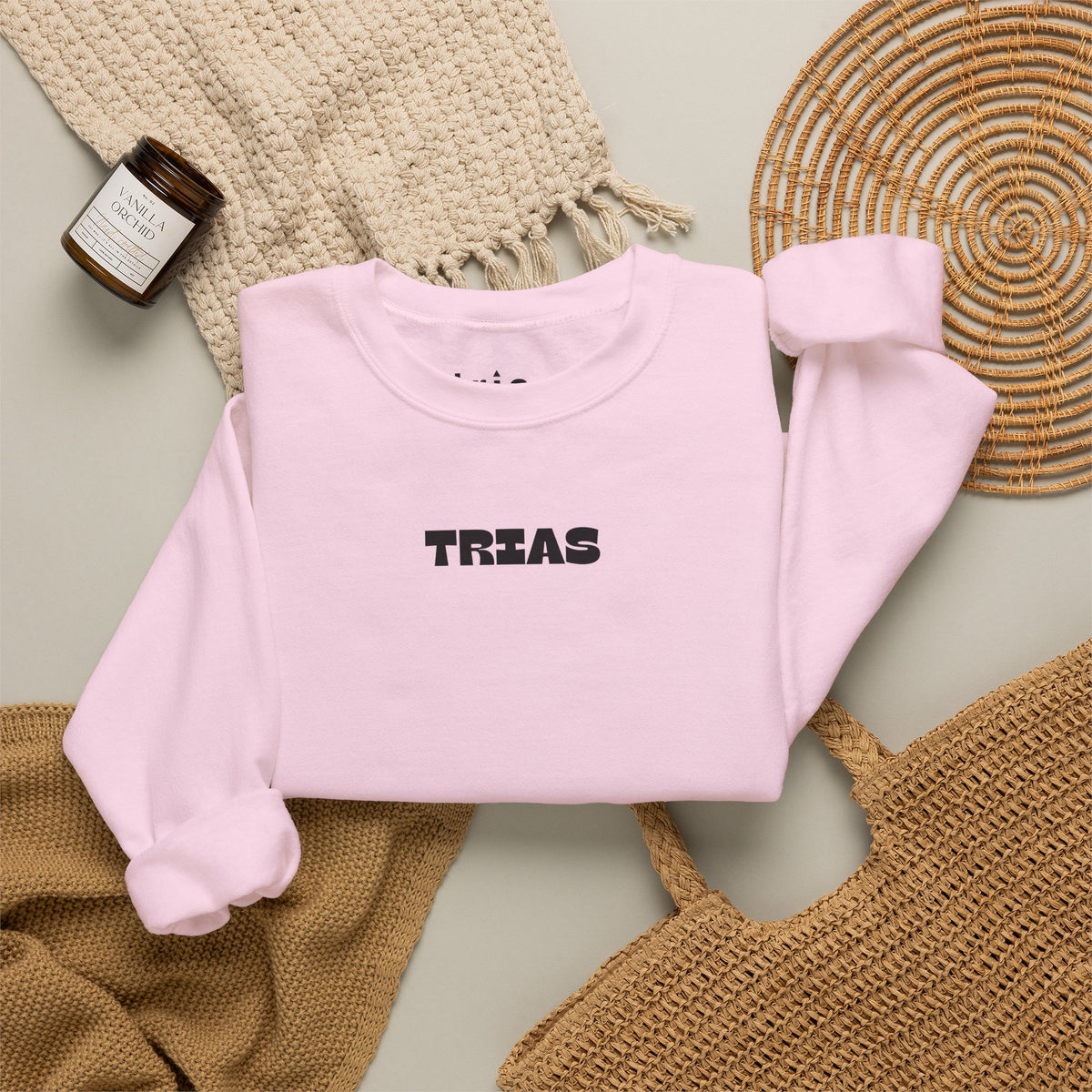 TRIAS Embroidered Crewneck – Light Pink – Detail view 2
