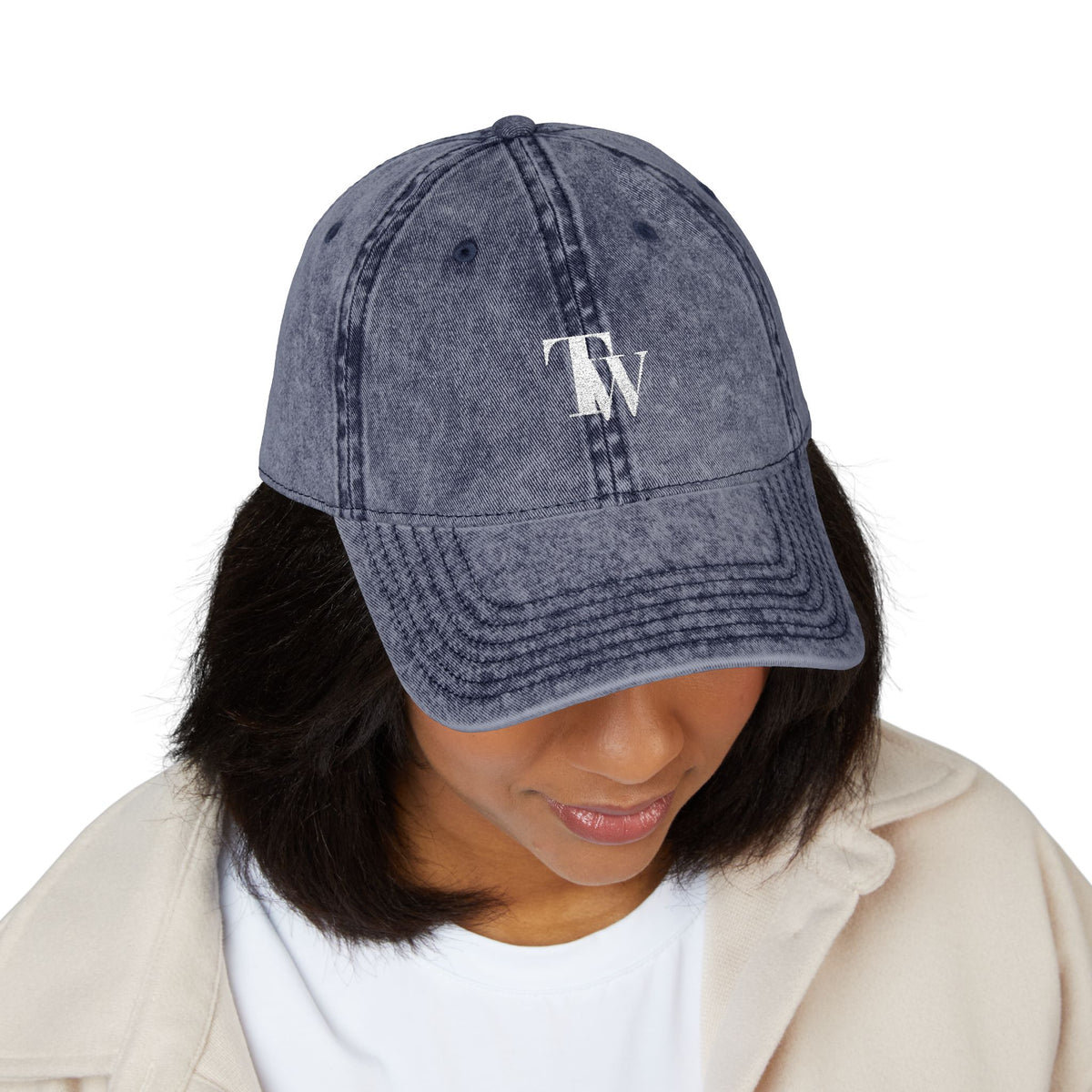 Washed Grey Embroidered Cap – Maroon – Detail view 1